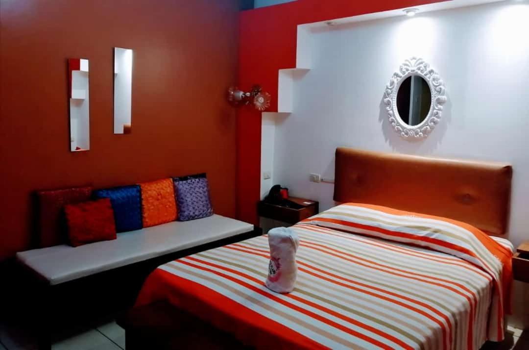 Stylus Hotel Икитос Экстерьер фото
